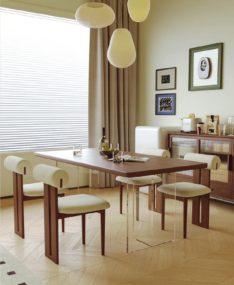 Contemporary dining chairs - catalogue item 033
